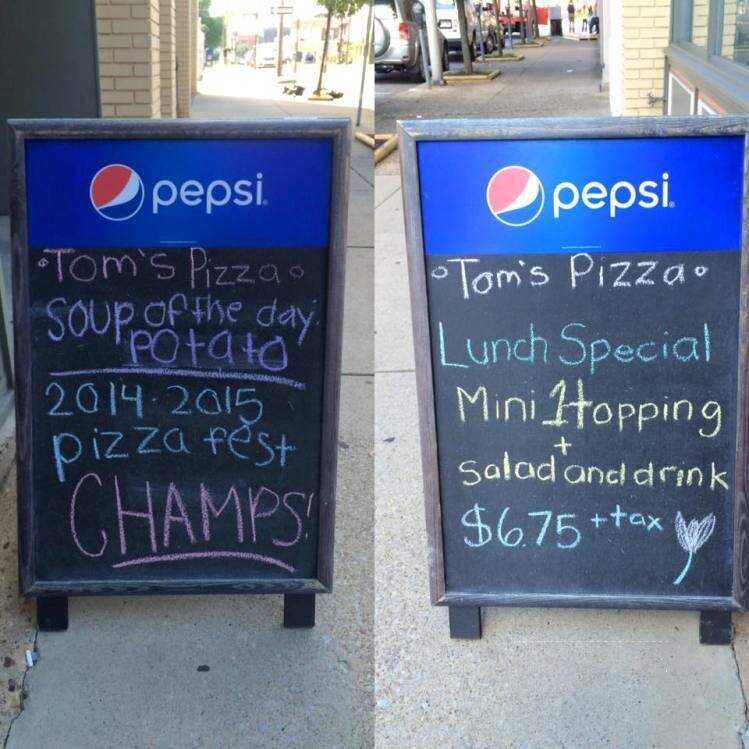 Tom's Pizza Palace - Indiana, PA