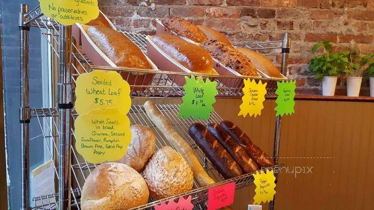 Two Fraus Bakery - Harmony, PA