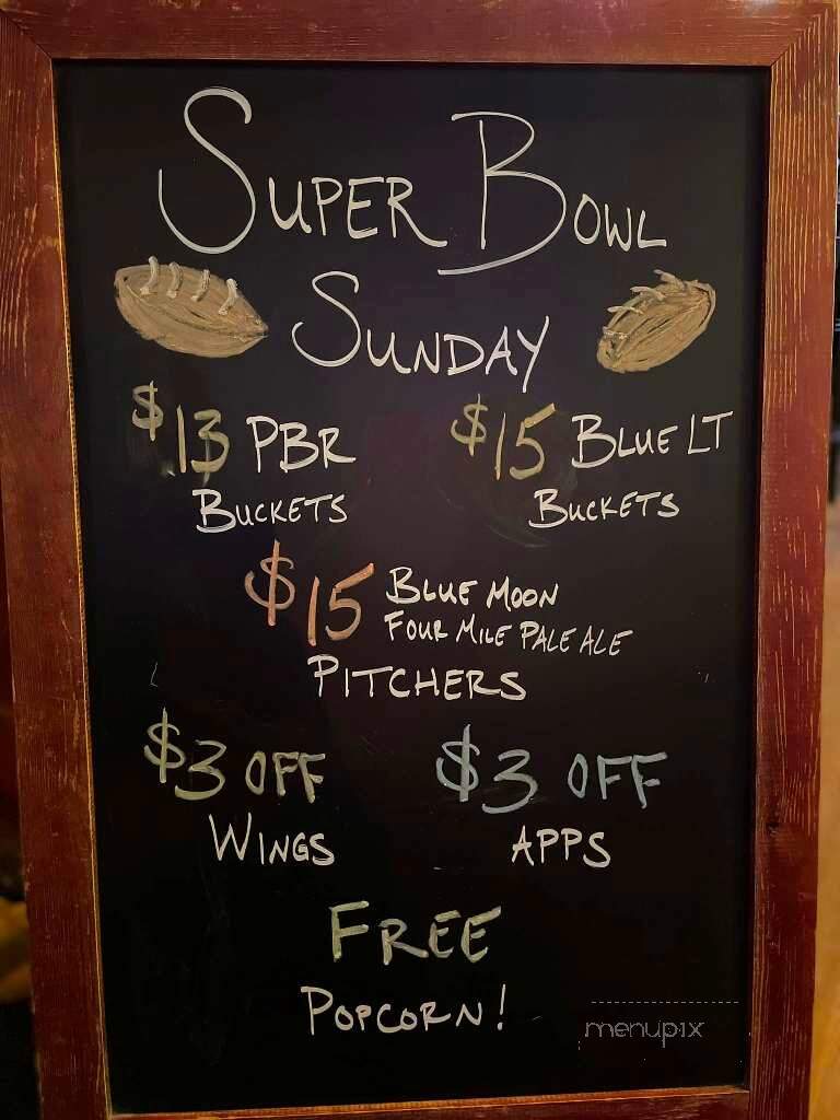 High Banks Tavern - Mount Morris, NY